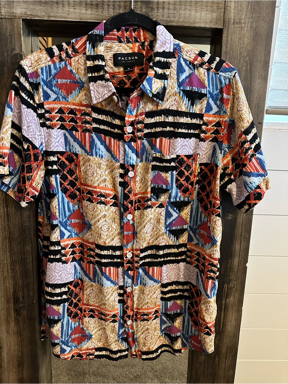 PacSun Los Angeles Mens Medium Tribal Geometric Rayon Button Up Camp Shirt